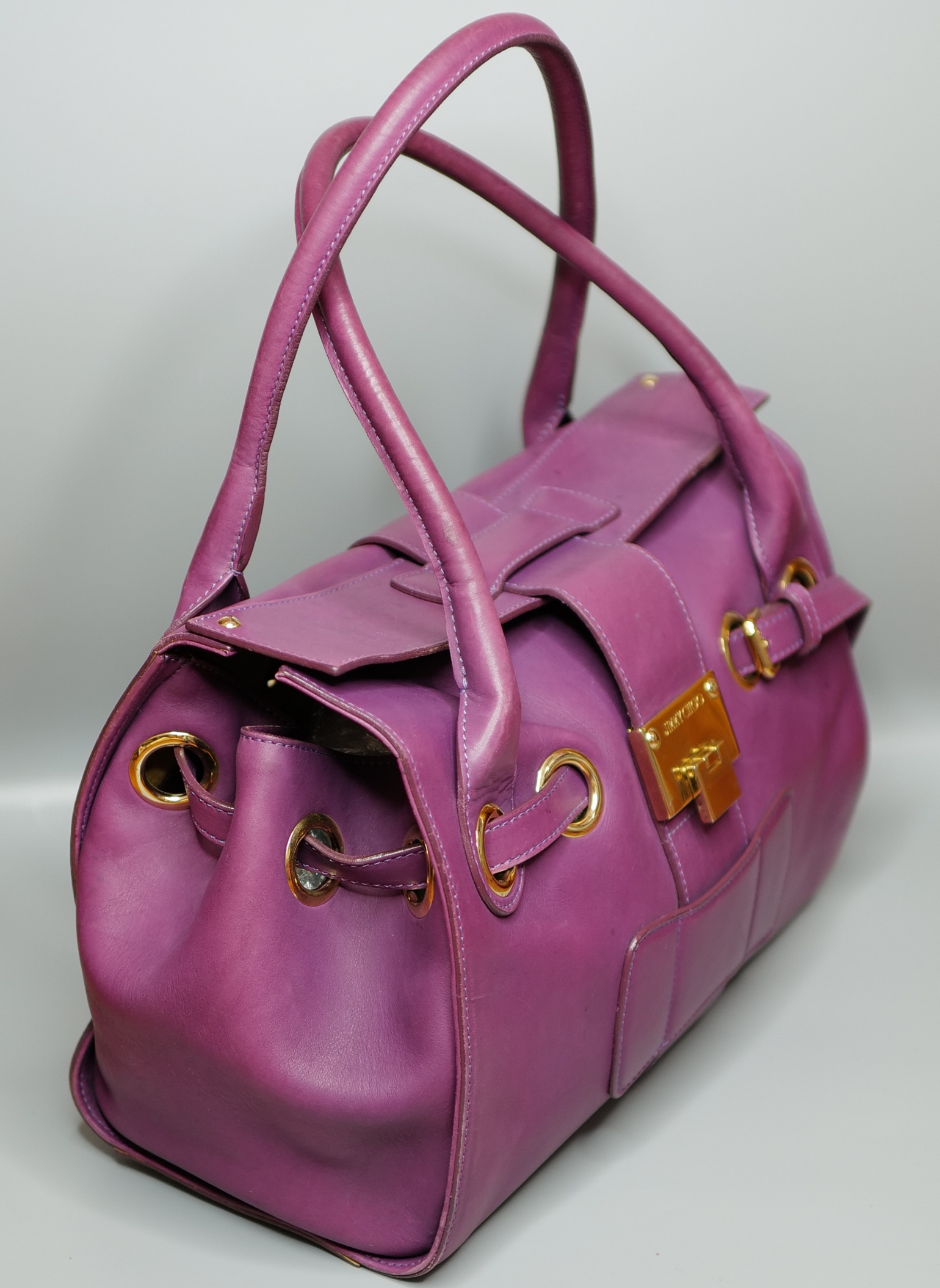 Bolso de Hombro Morado de Cuero